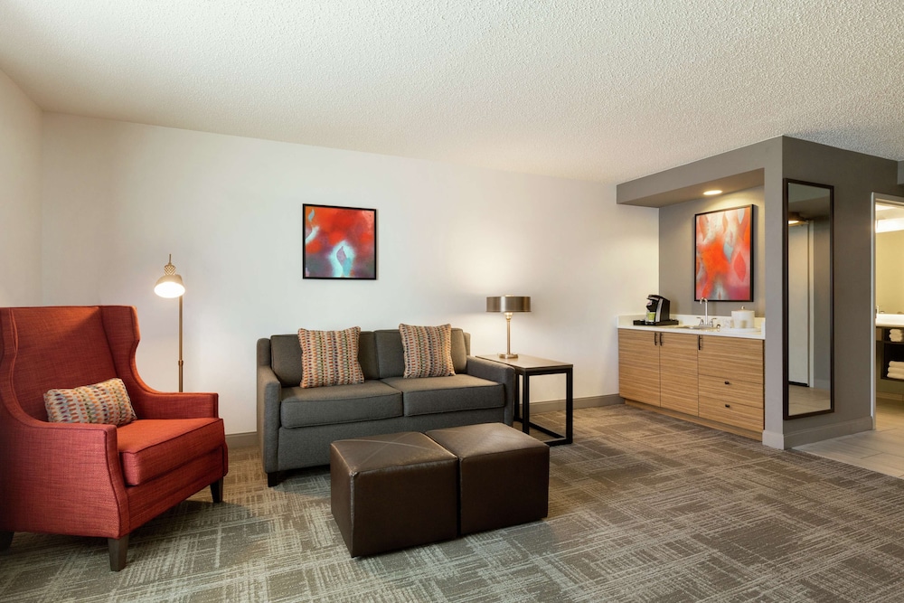 Hilton Garden Inn Tifton - photo 28