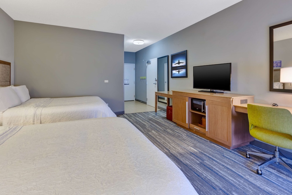 Hampton Inn Cincinnati Airport North - photo 9