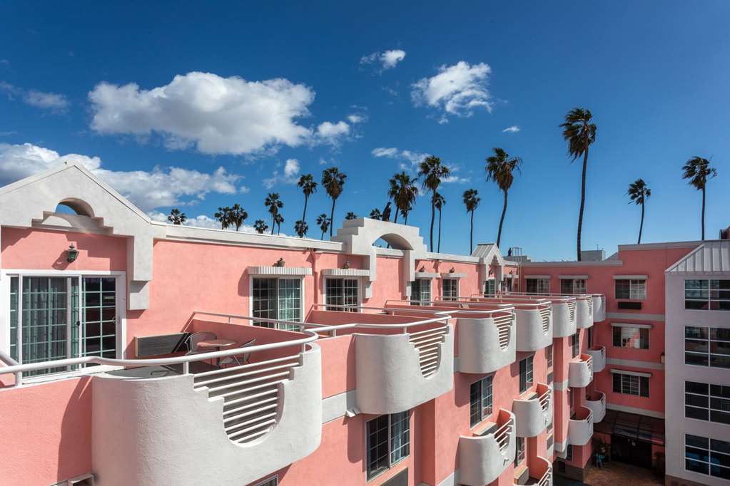 Days Inn by Wyndham Santa Monica - photo 64