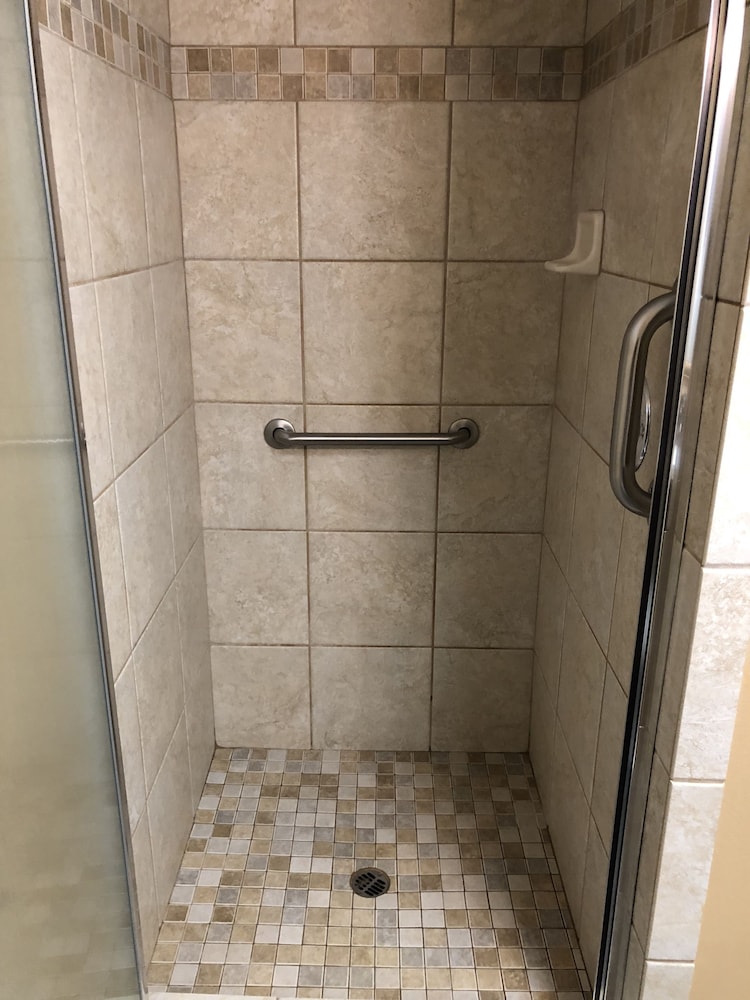 Knight's Inn Motel - photo 45
