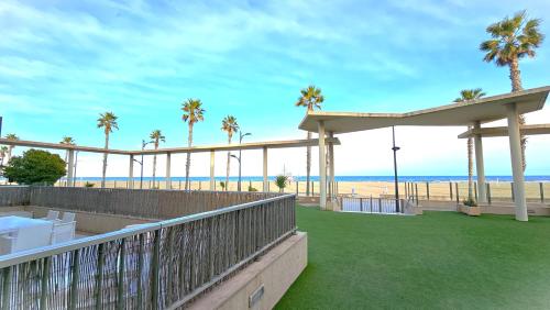 BEACH VALENCIA 7 Luxury Apartment on the beach full — 4-Star Luxury Hotel in Valencia, Spain