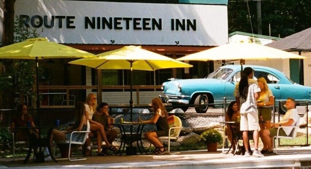 Route 19 Inn - photo 22