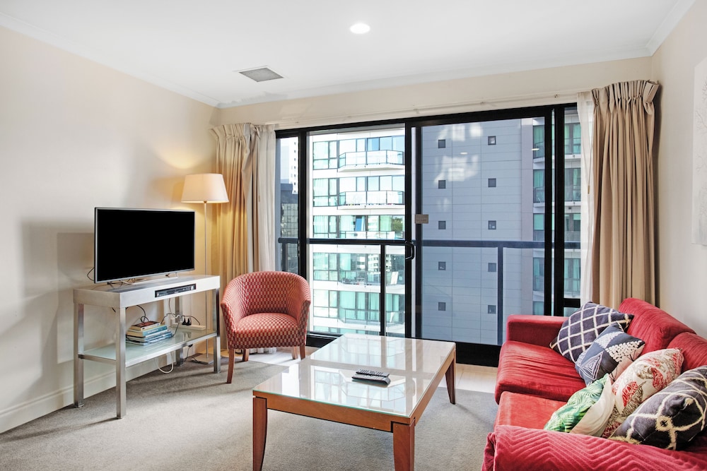 City Hideaway 1 BR Apt with Pool and Gym — 4-Star Luxury Hotel in Auckland, New Zealand