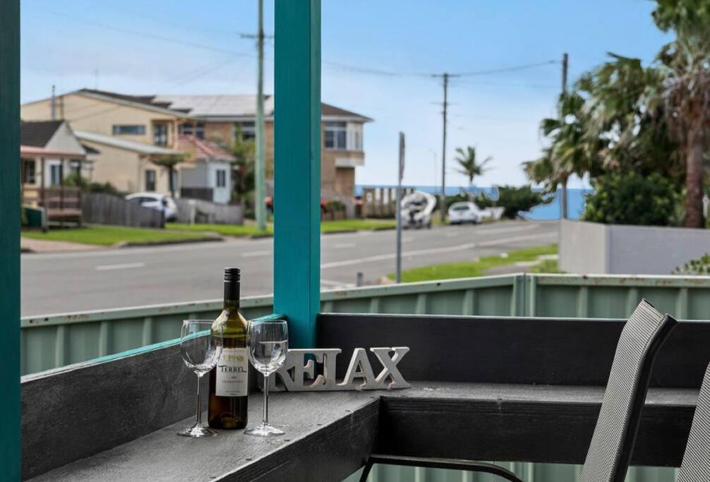 Coastal Vibes Walk To Beach Marina Cafes And Pubs — Shellharbour