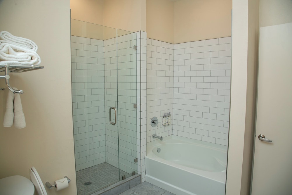 Holiday Inn New Orleans West Bank Tower by IHG - photo 23