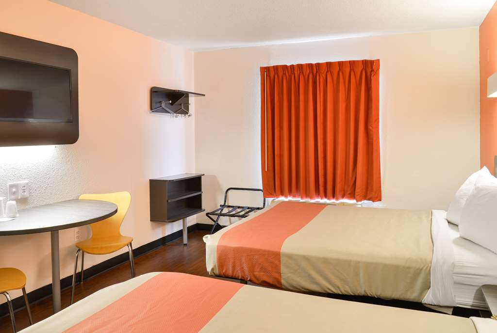 Motel 6 Toledo OH - photo 5