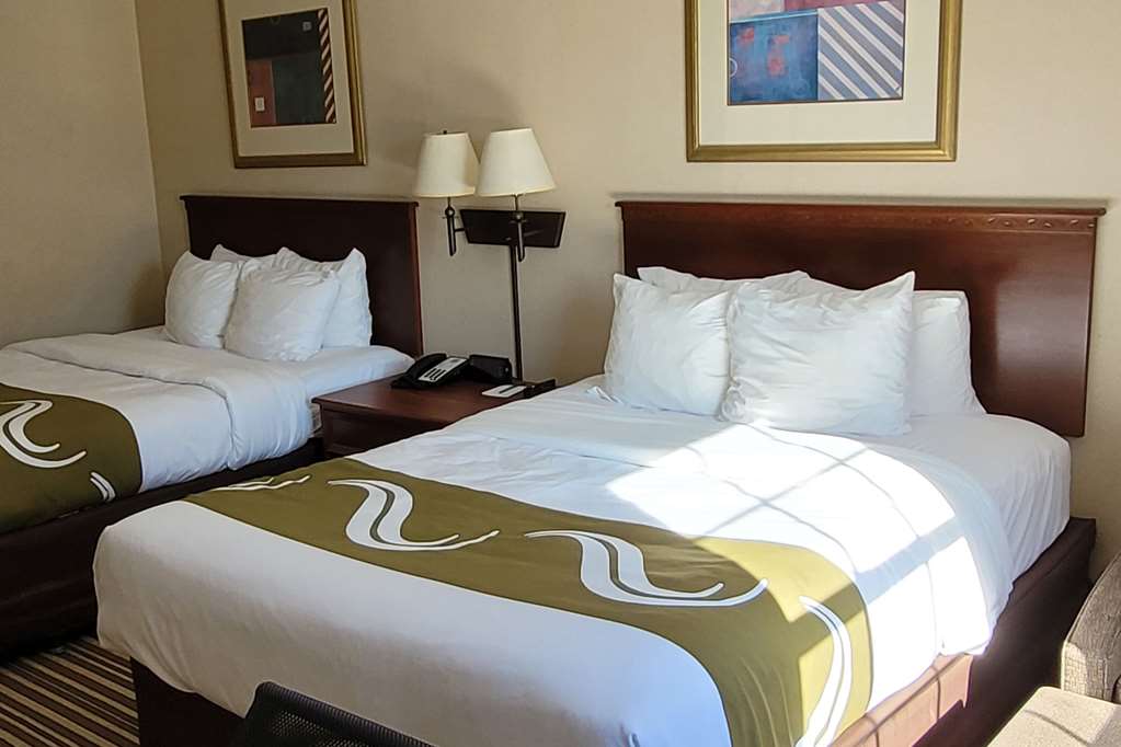 Quality Inn & Suites Columbia I 70 - photo 11
