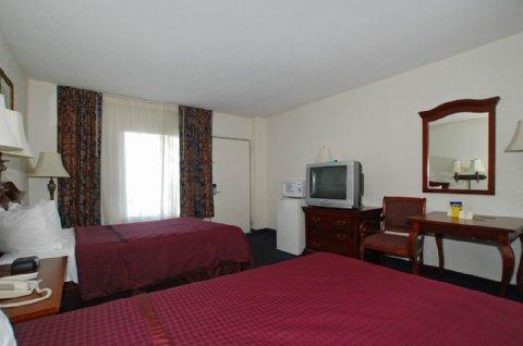 Rocky Mount Inn - photo 8