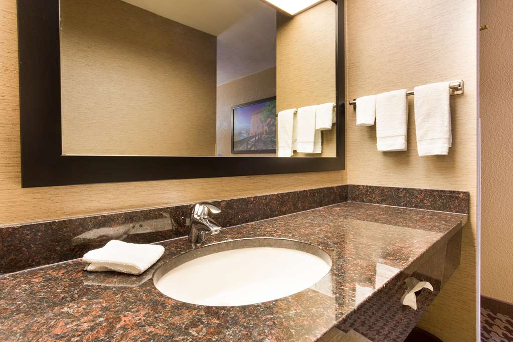 Drury Inn & Suites Jackson MO - photo 13