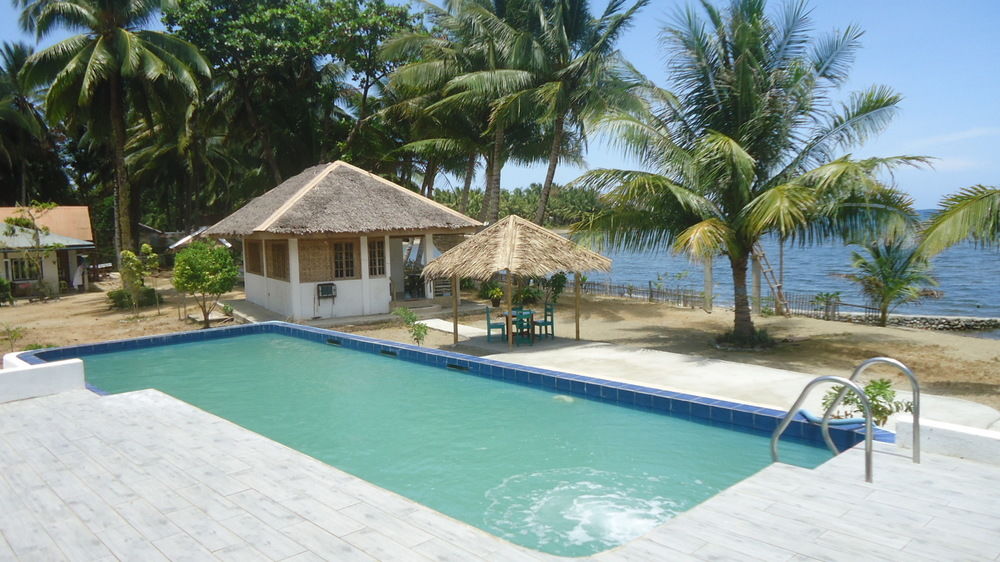 Melrose Beach Resort in Sipalay, Philippines