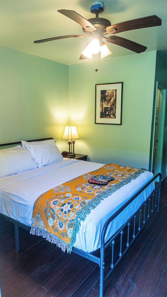 Olde Town Inn - photo 32