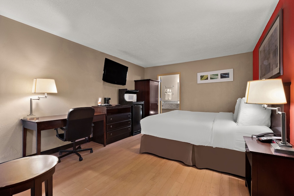 Quality Inn Wayne - photo 8