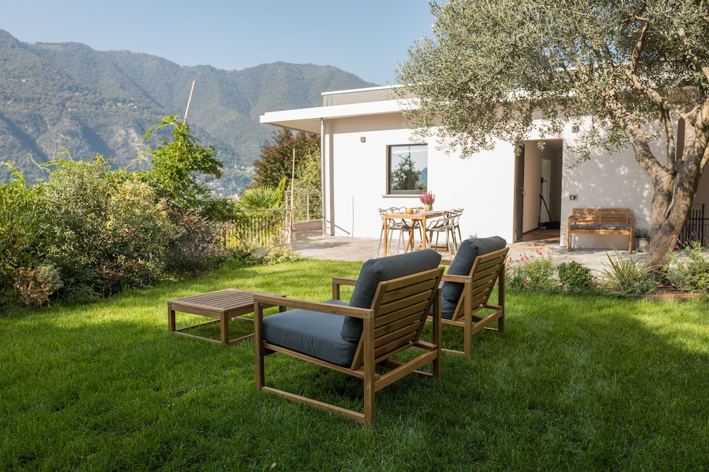 Villa Olivo — 4-Star Luxury Hotel in Blevio, Italy