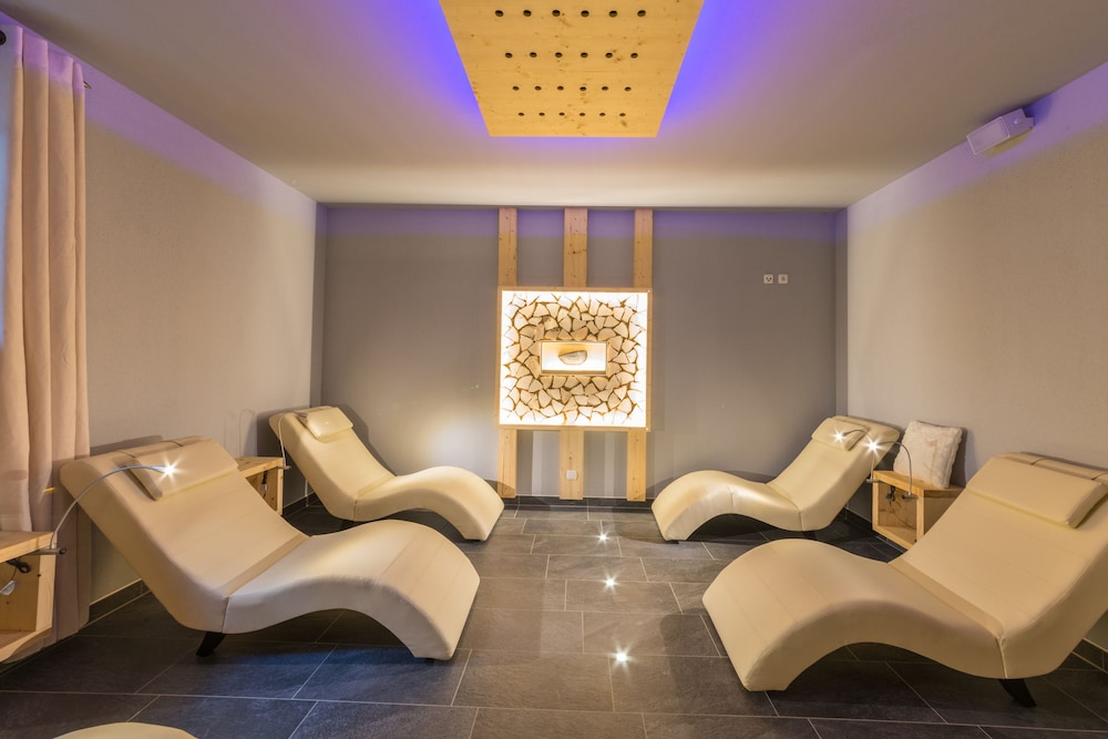 Hotel Restaurant Cafe Waldhof — Hohenkammer