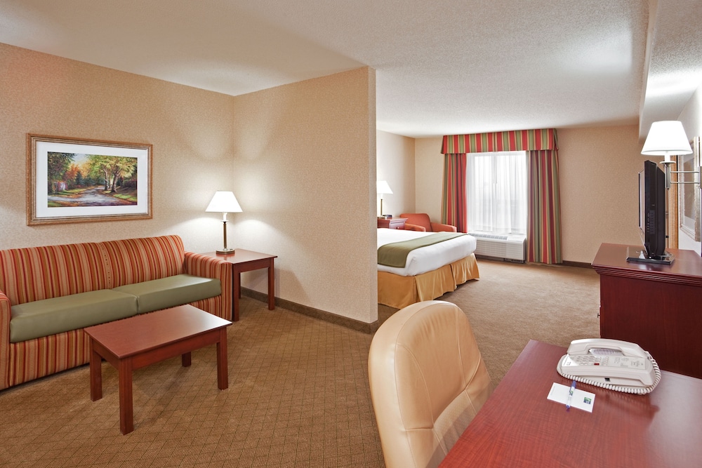 Holiday Inn Express Wilmington by IHG - photo 21