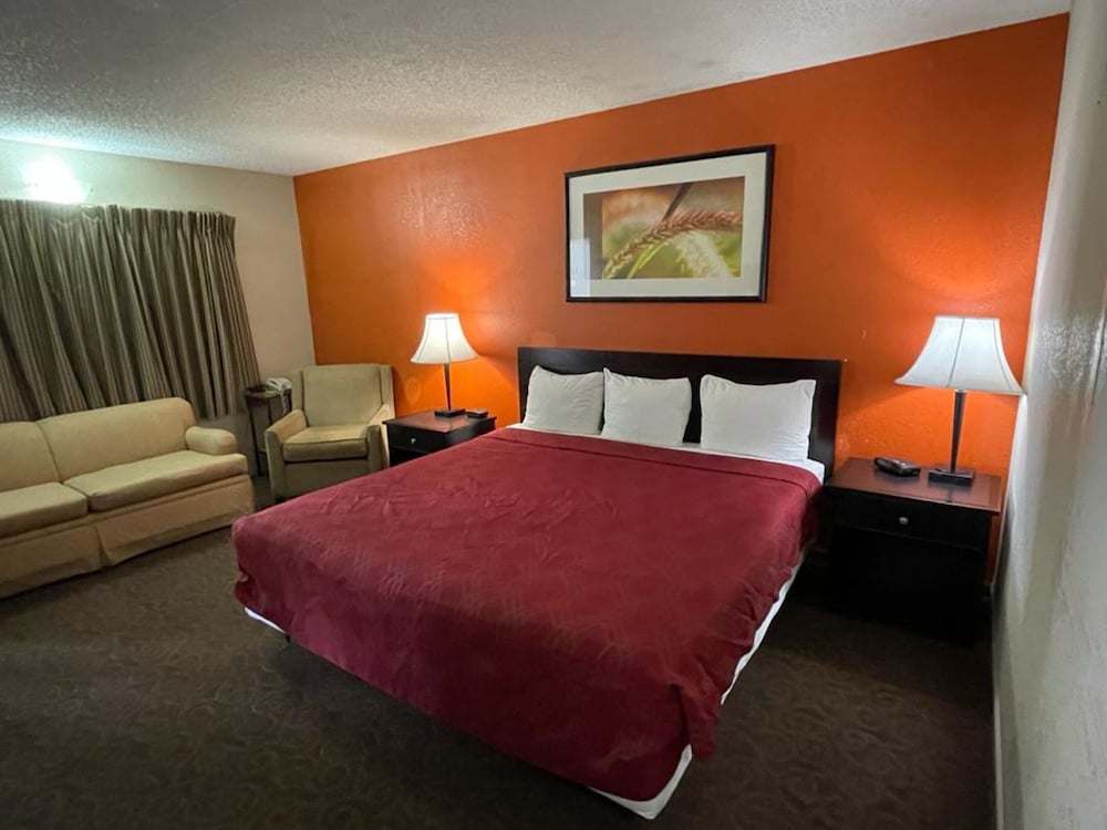 Knights Inn By Capital O Emporia I 35 - photo 18