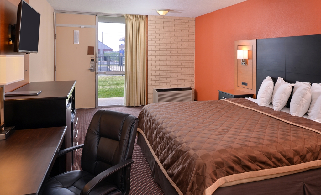 Americas Best Value Inn Collinsville St. Louis - photo 8