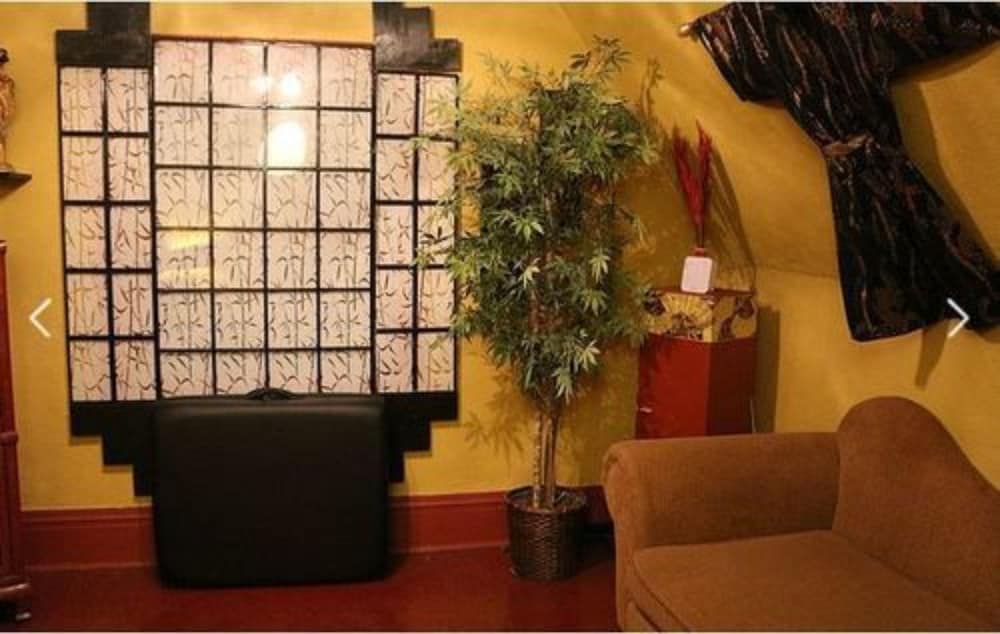 Central West End B&B - photo 12
