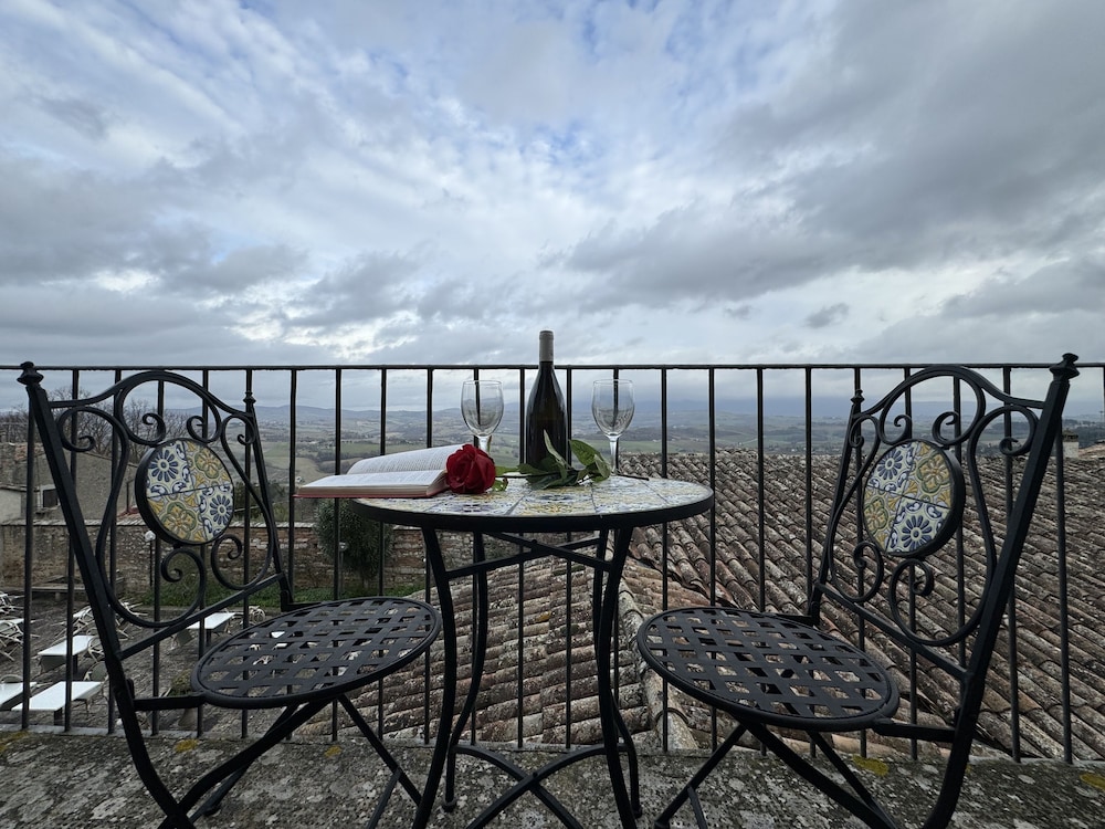 Monastero SS. Annunziata - carbon neutral hotel in Todi