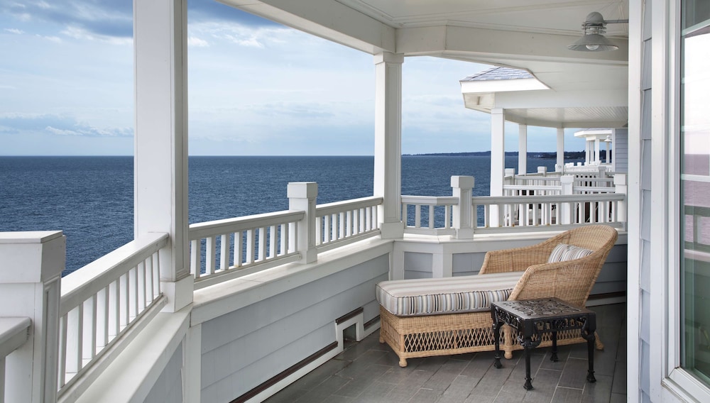 Madison Beach Hotel - photo 37