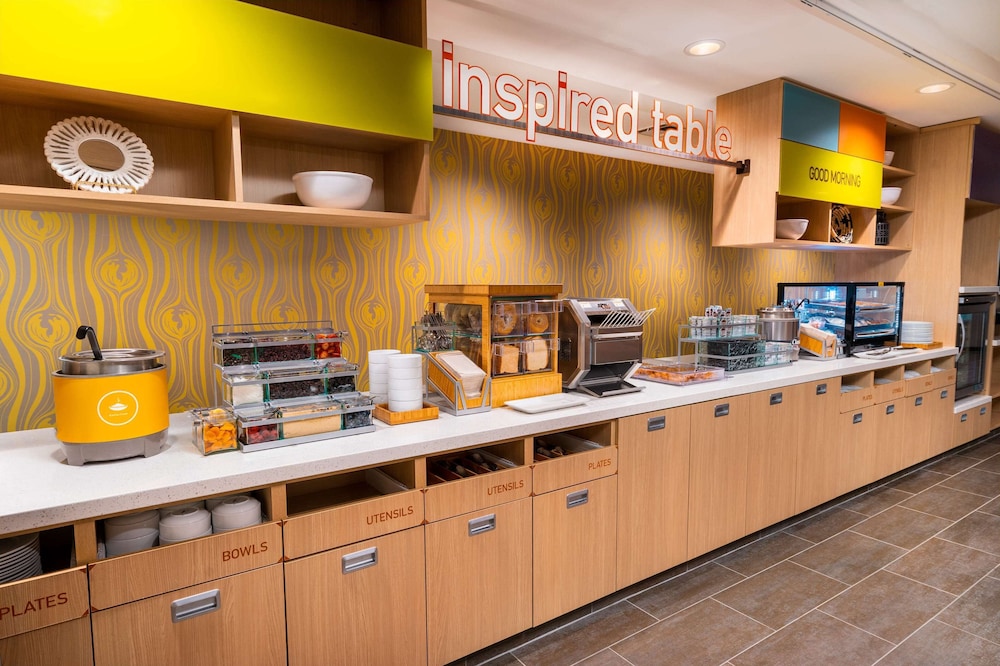 Home2 Suites by Hilton Bakersfield - photo 54