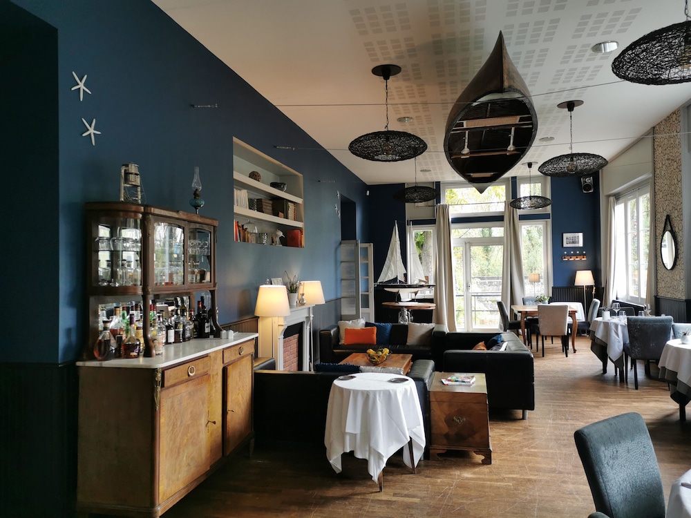 Hotel Restaurant Le Bosquet in Angers, France