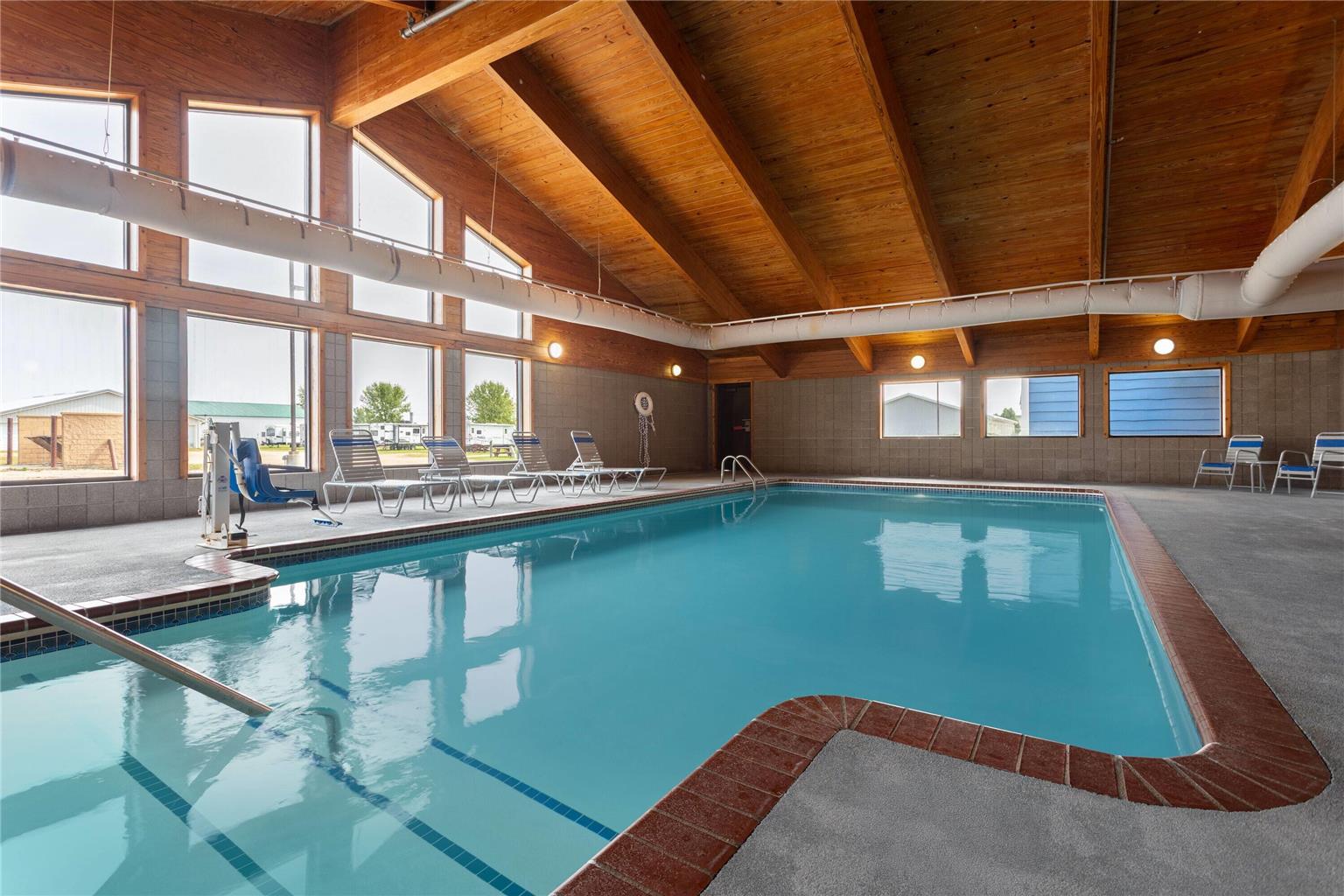 AmericInn by Wyndham Roseau - photo 17