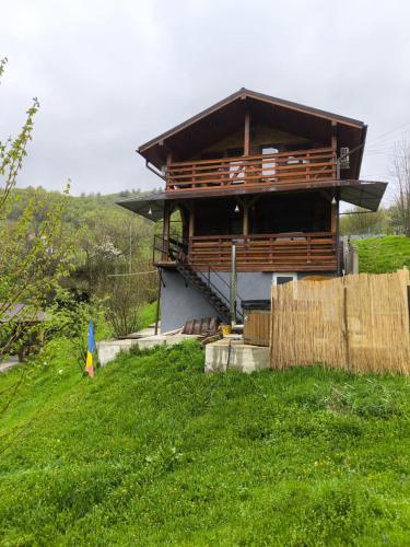 Cabana de lemn Lacul Bicaz — Hangu — photo 2