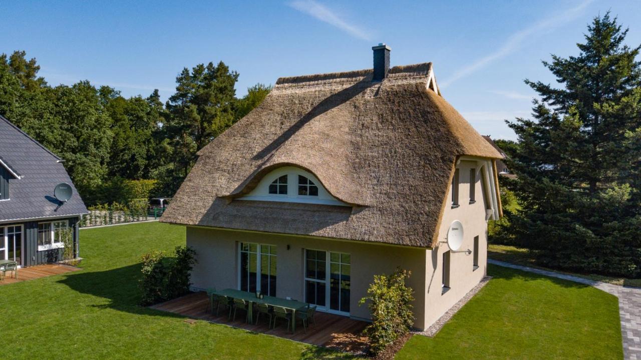 Lieblingshof - carbon neutral hotel in Born