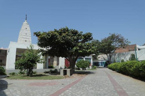 Radha Madhav Ashram Vrindavan — Vrindavan — photo 3