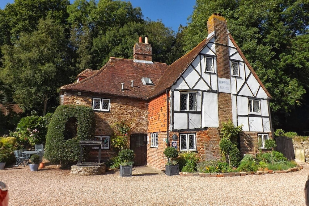 Strand House — 4-Star Luxury Hotel in Rye, United Kingdom