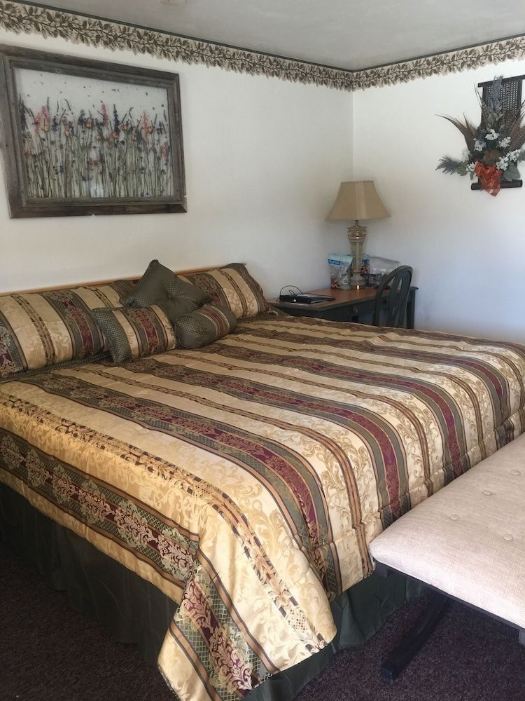 Rustic Inn Motel - photo 16