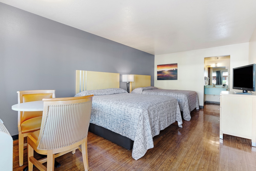 Virgin River Hotel and Casino - photo 23