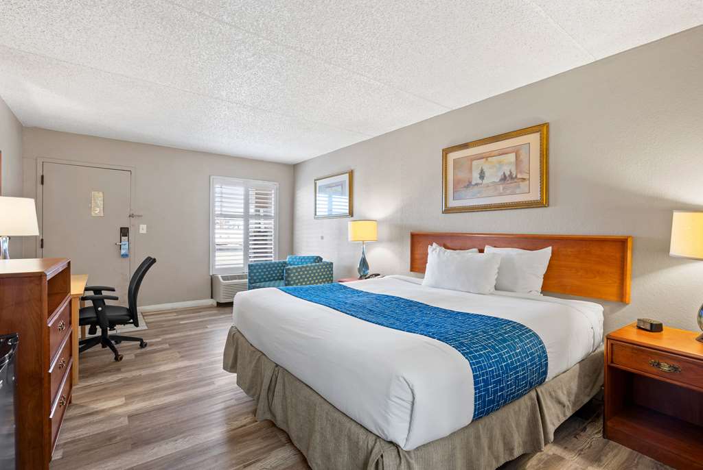 Travelodge by Wyndham Pueblo - photo 16