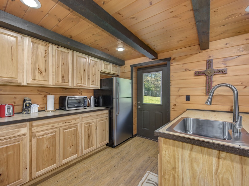 Drakes Mountain Hideaway - photo 9