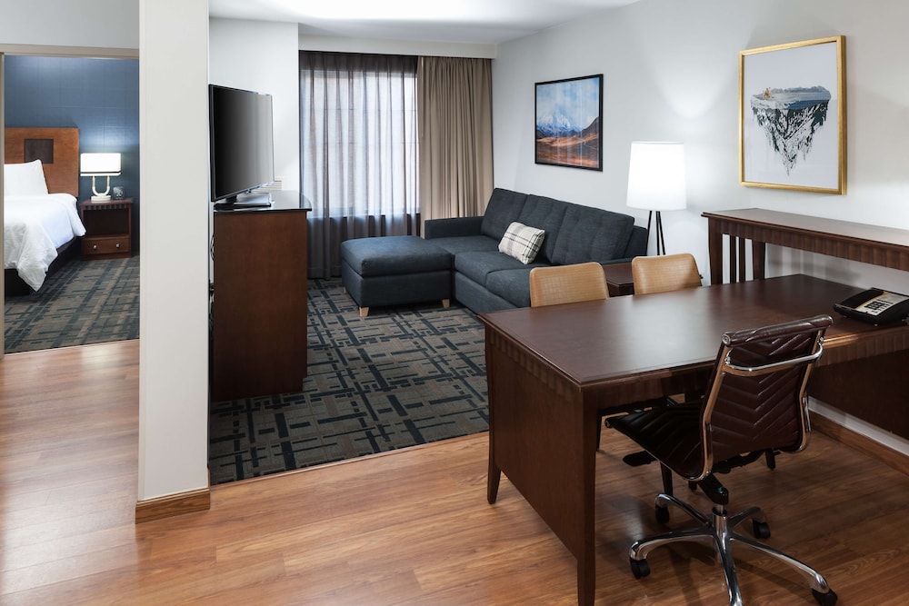 Embassy Suites Anchorage - photo 18
