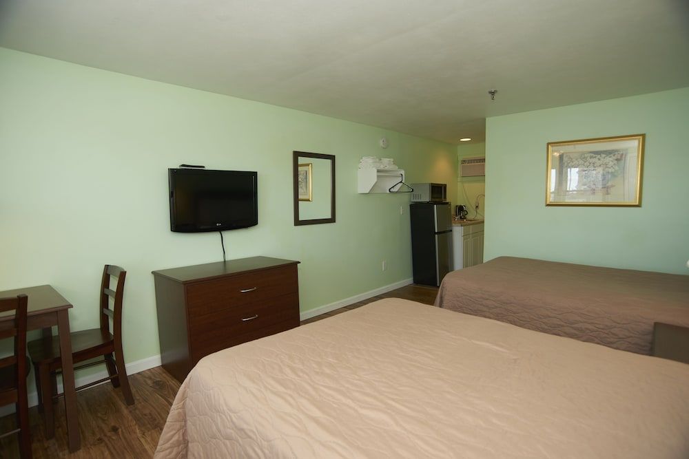 Marguerite Motel - photo 17