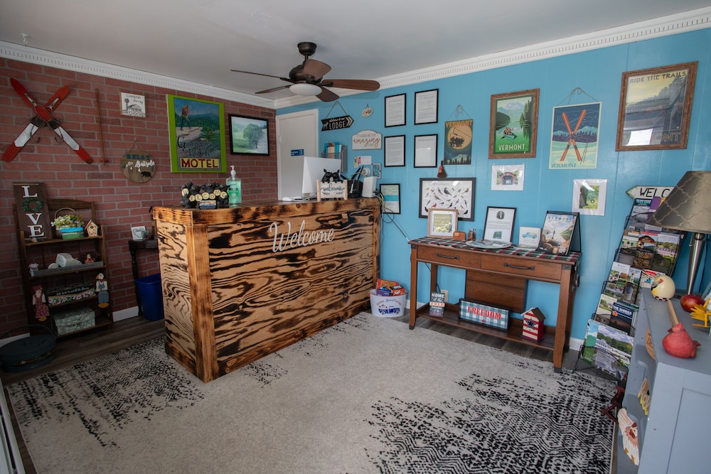Governors Rock Motel - photo 2