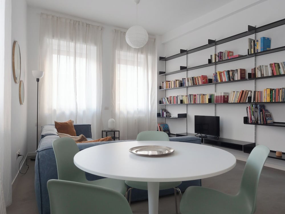 Bnbutler Morosini 18 Spazio Morosini — 4-Star Luxury Hotel in Milan, Italy
