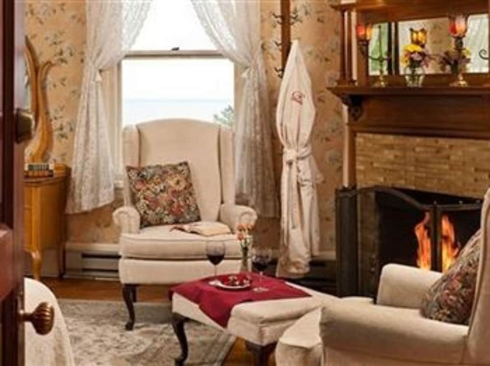 Old Rittenhouse Inn - photo 18