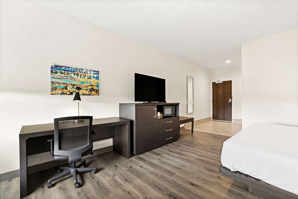 Best Western Iowa Lake Charles East - photo 17