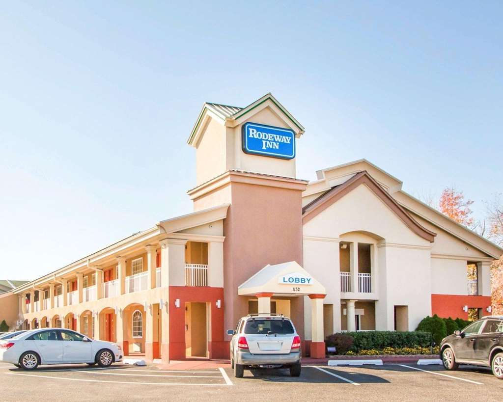 Rodeway Inn Mount Laurel Hwy 73 — Mount Laurel