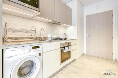 Cheerful Studio at Belgravia Tower JVC by Deluxe Holiday homes — 4-Star Luxury Hotel in Dubai, United Arab Emirates