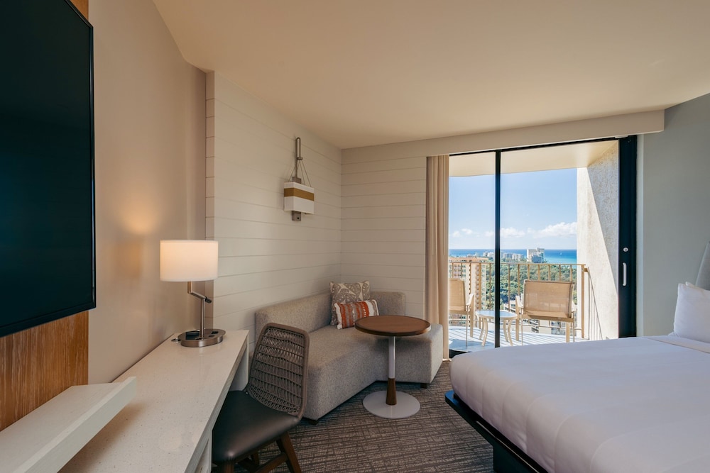 Waikiki Beach Marriott Resort & Spa - photo 44