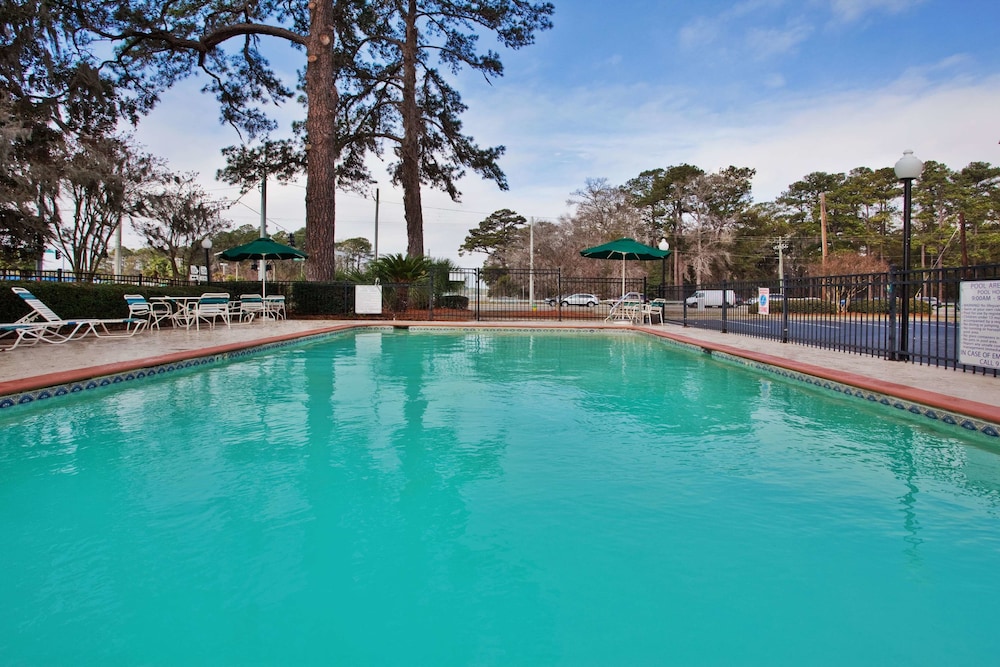 Spark by Hilton Savannah Midtown - photo 23