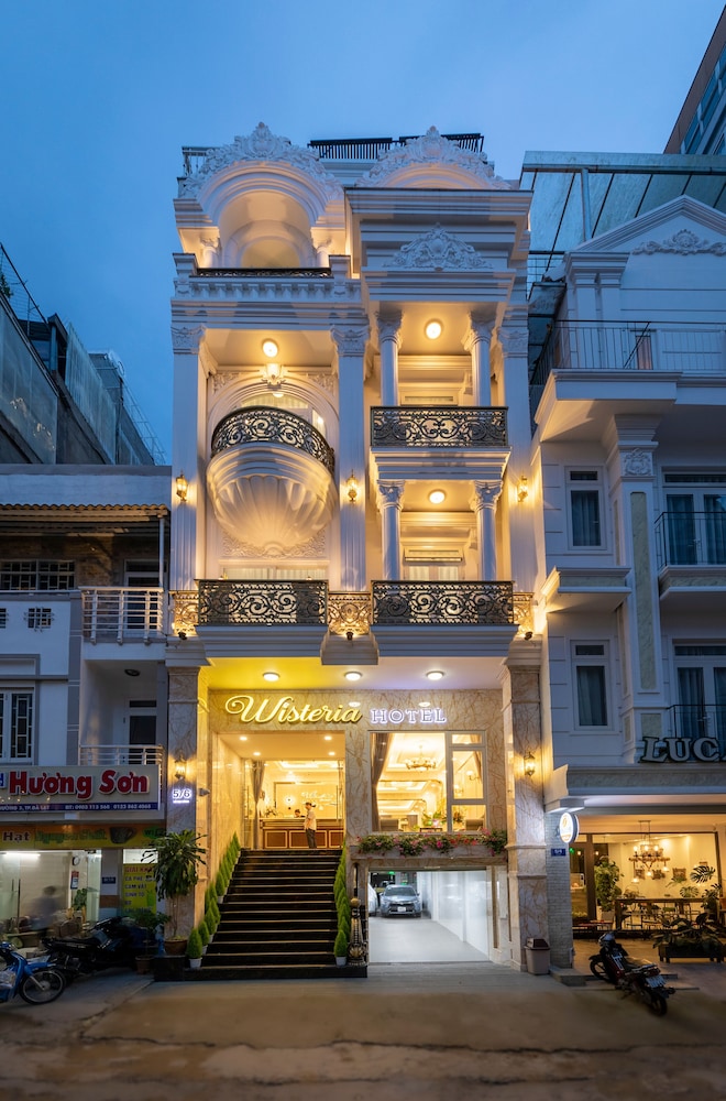 Wisteria Hotel - last minute hotel in Da Lat
