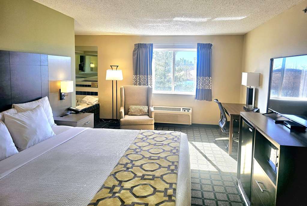 Baymont by Wyndham Rolla - photo 20