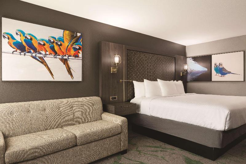 Verta Hotel Mcallen Airport - photo 18