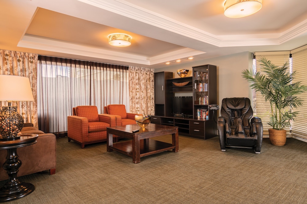 Club Wyndham Royal Garden at Waikiki - photo 25