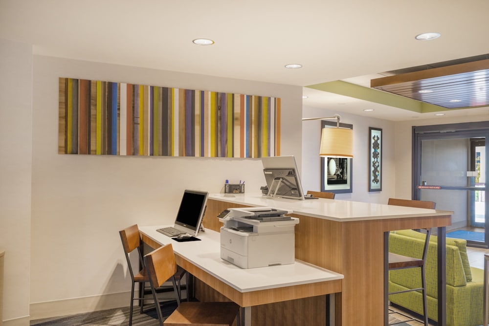 Holiday Inn Express Bloomsburg by IHG - photo 36